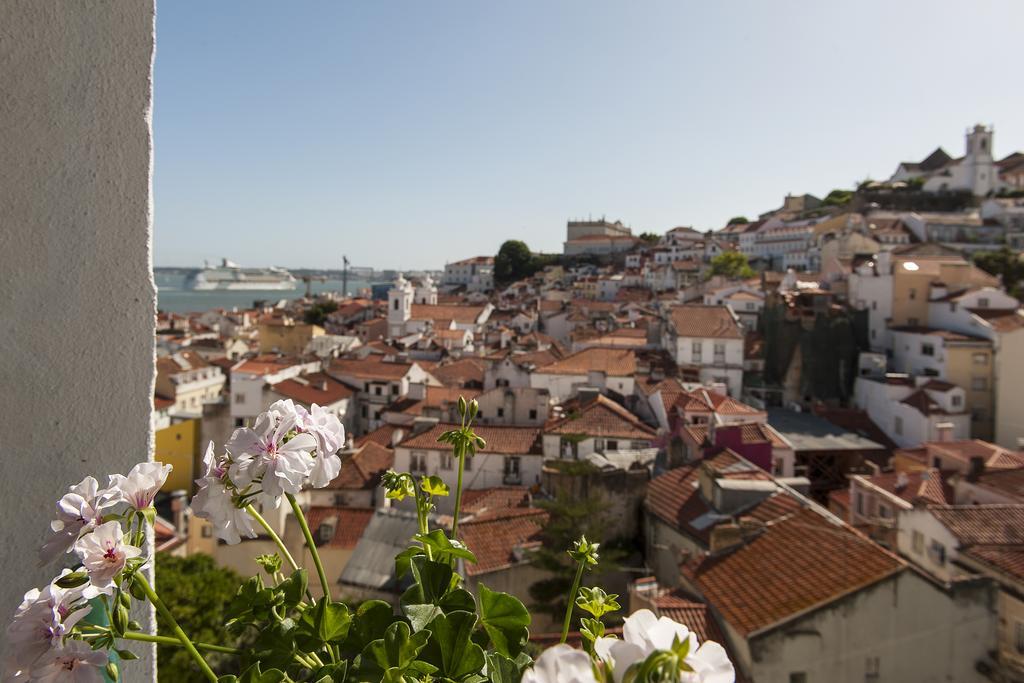 Alfama - St Estevao Viewpoint | Lisbon Cheese & Wine Apartments Room photo